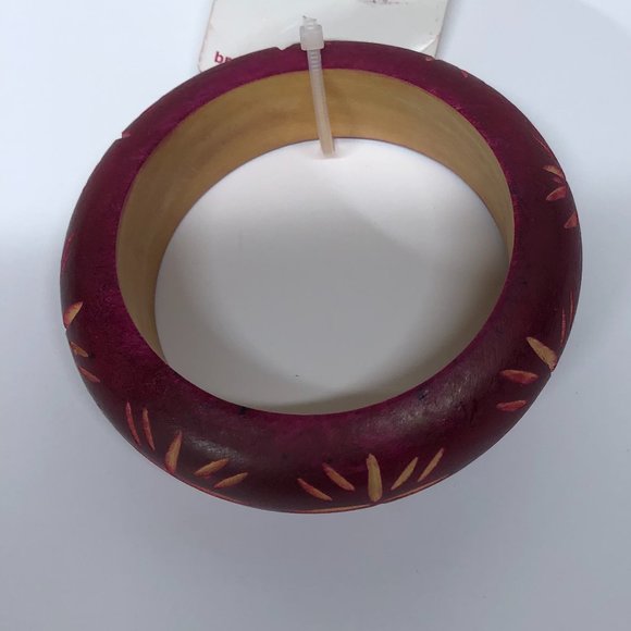 NWT Xhileration Wooden Bracelet Bangle - Picture 2 of 3